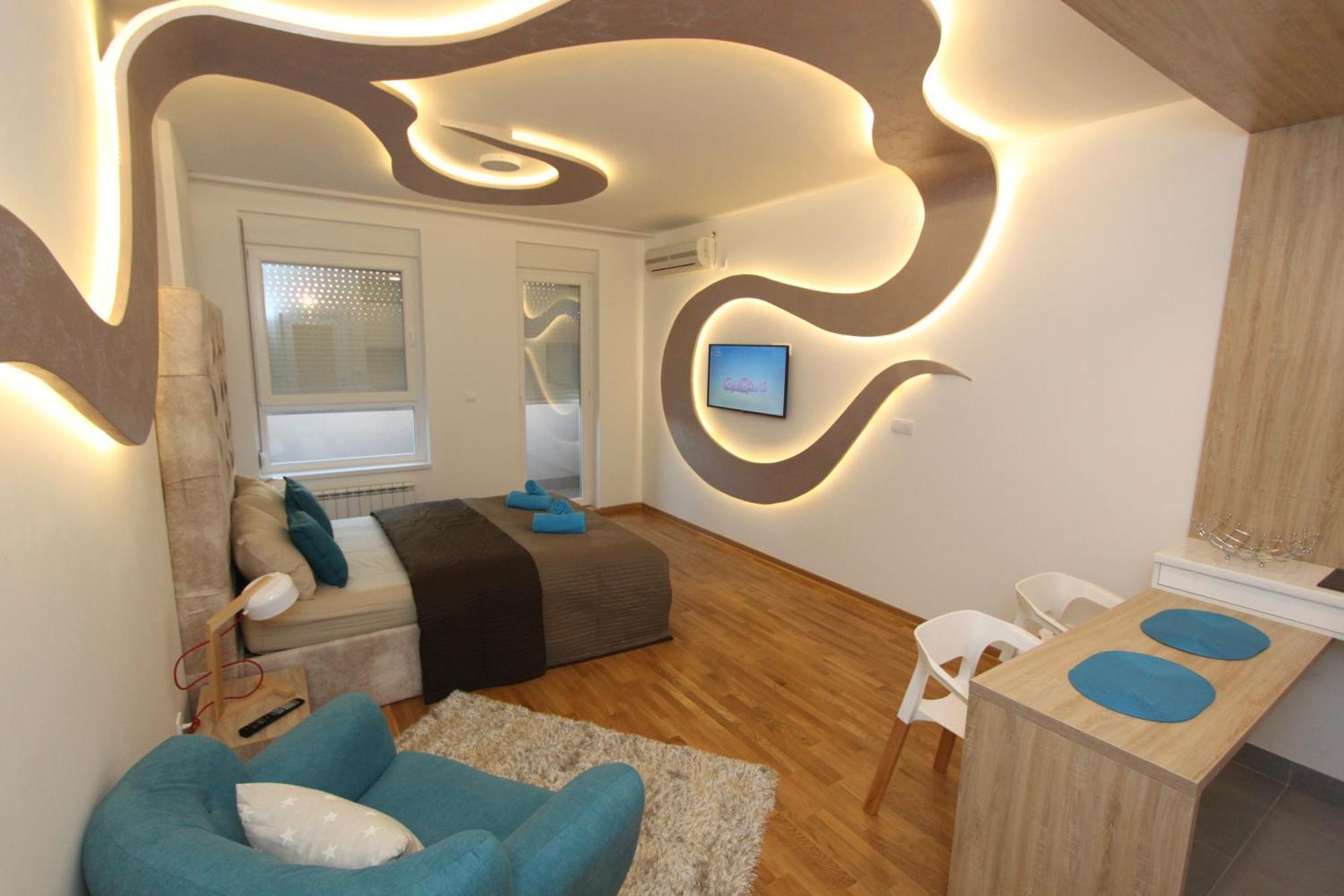 Riviera New Belgrade Apartment, Parking 5 Eur Per Day Exterior photo