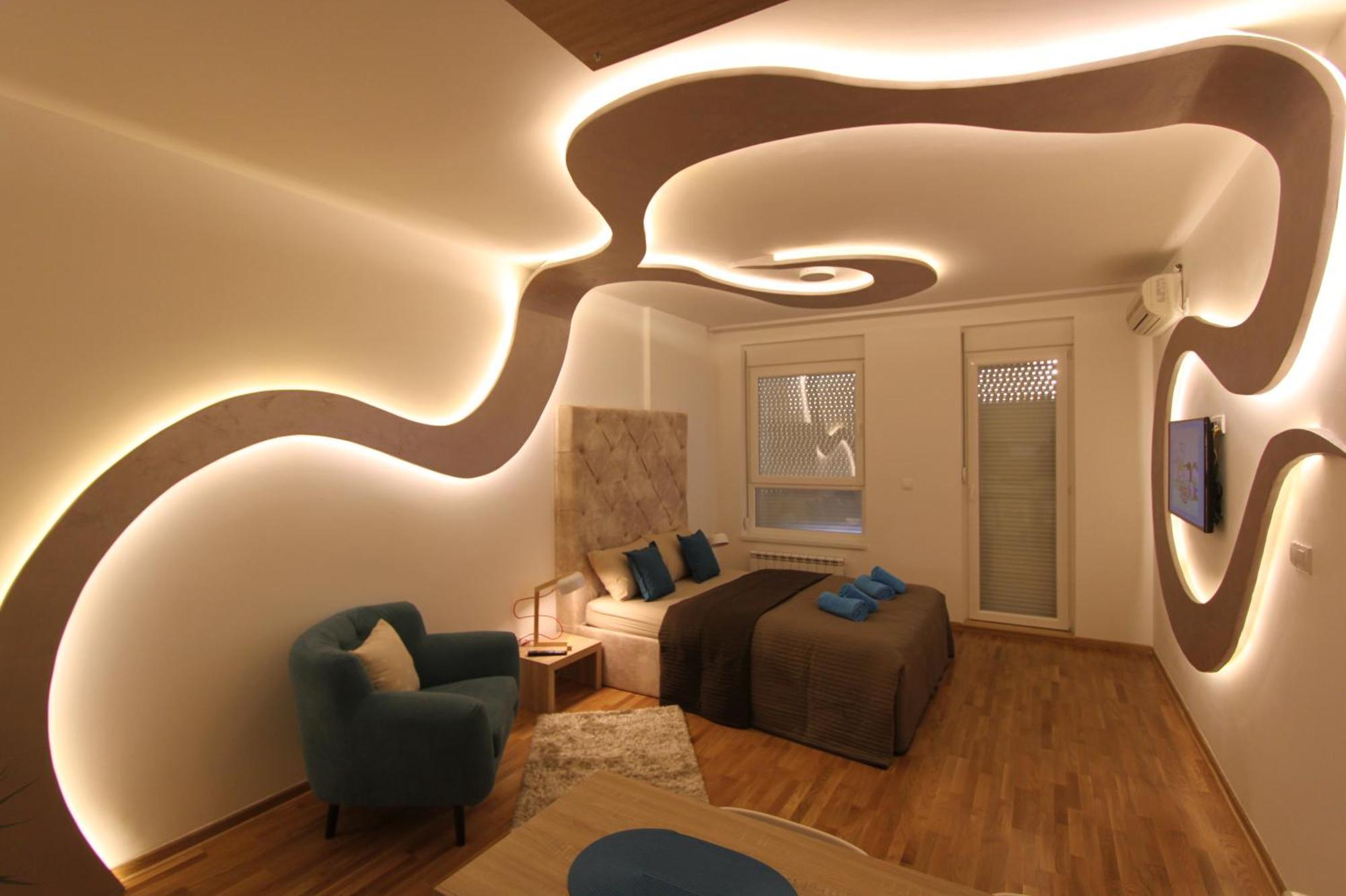 Riviera New Belgrade Apartment, Parking 5 Eur Per Day Exterior photo